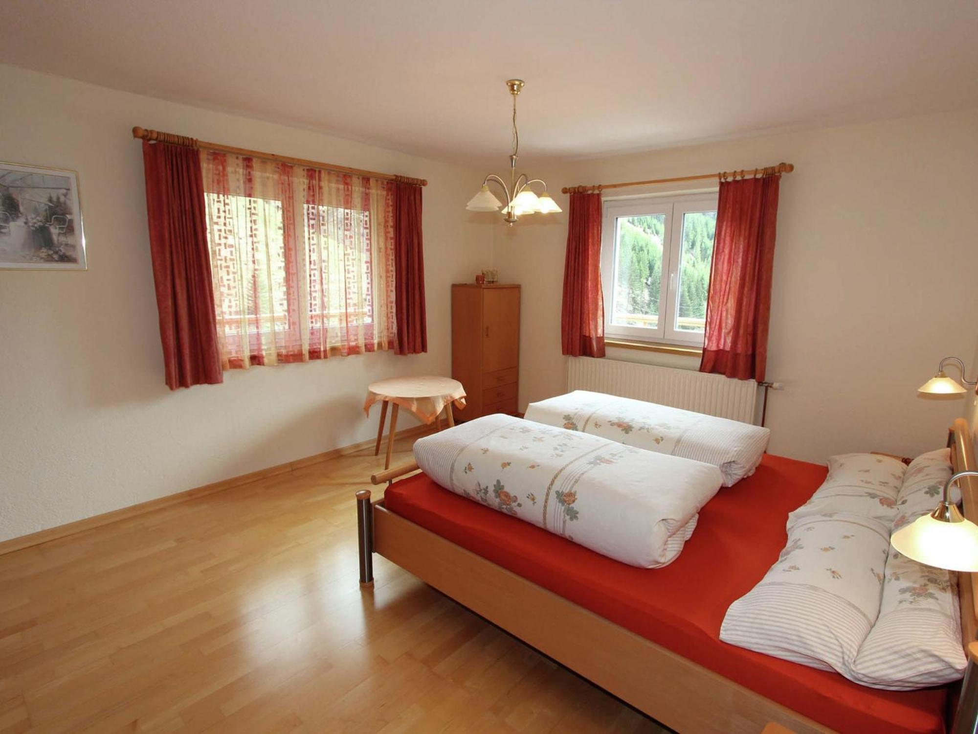 Home With A Wooden Decor And Full Of Atmosphere Außervillgraten Екстериор снимка